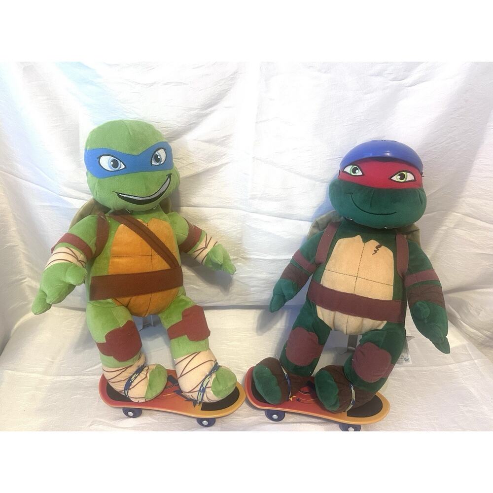Build A Bear Teenage Mutant Ninja Turtles Leonardo & Raphael W/Skateboard Plush